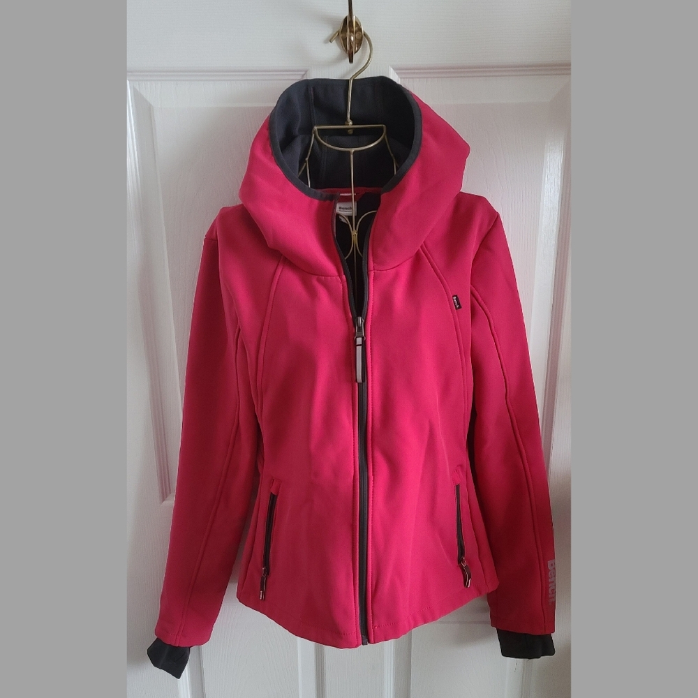 Bench Soft Shell Jacket With Attached Hood - image 4